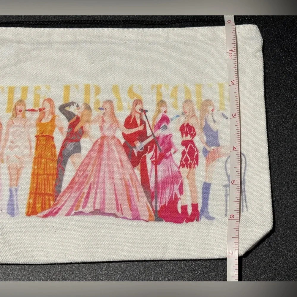 🎉SOLD🎉Taylor Swift Inspired Gift Set - Picture 3 of 4